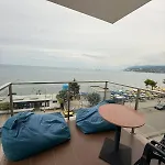 With Sea View 아파트 *