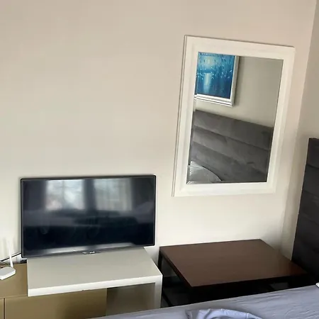 Holidays Apartment *