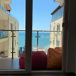 Апартаменты With Sea View