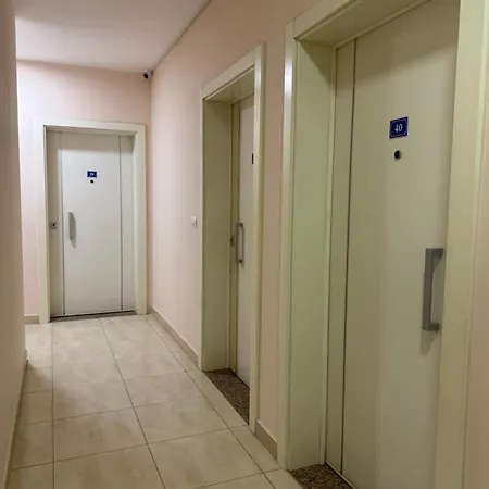 Διαμέρισμα With Sea View Shëngjin