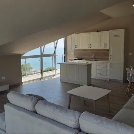 With Sea View Διαμέρισμα *