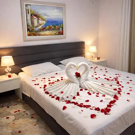 Апартаменты With Sea View *