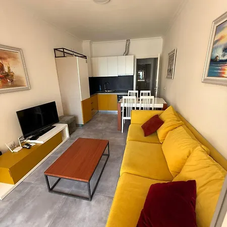 Апартаменты With Sea View Шенджин