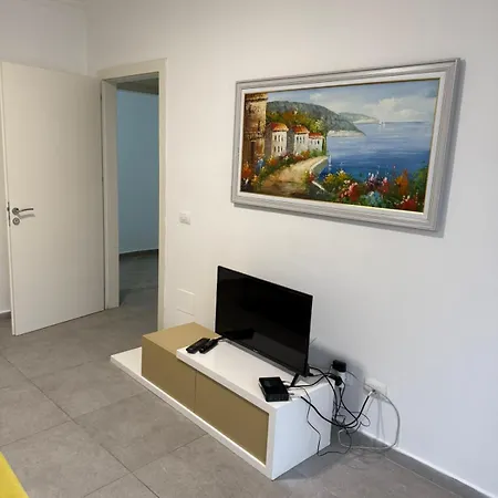 With Sea View Appartamento