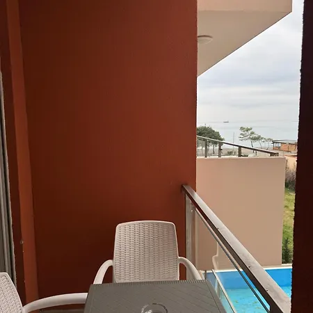 With Sea View *